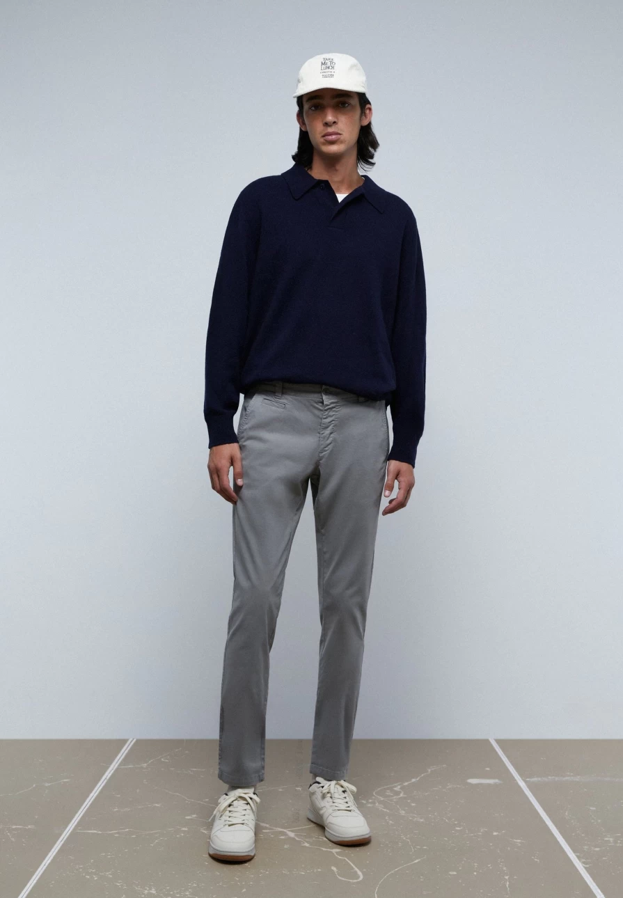 "ScalpersCompany Men's Casual Chino Trousers for Comfort & Style"
