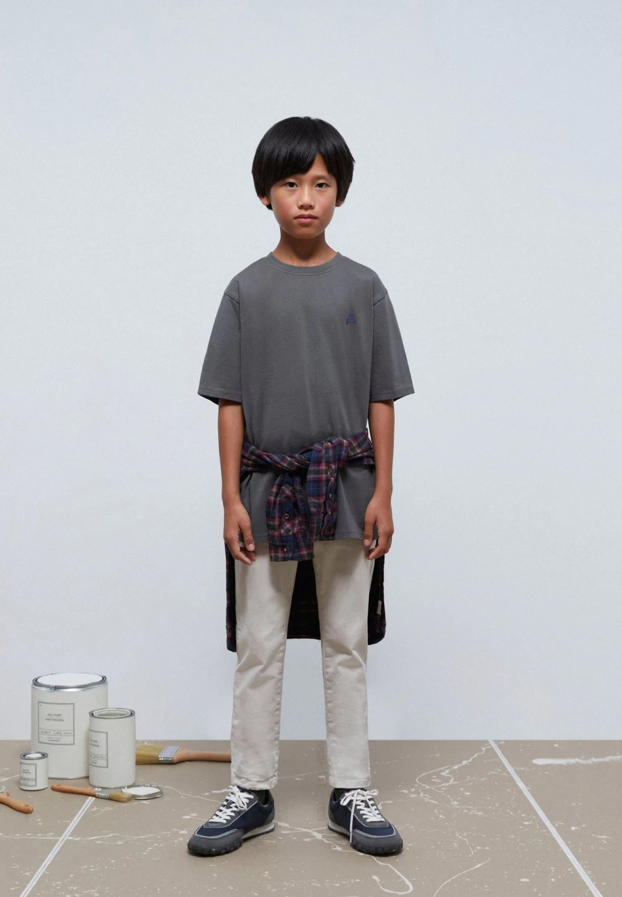 "ScalpersCompany Kids' Graphic Print T-Shirt with Bold Back Design"