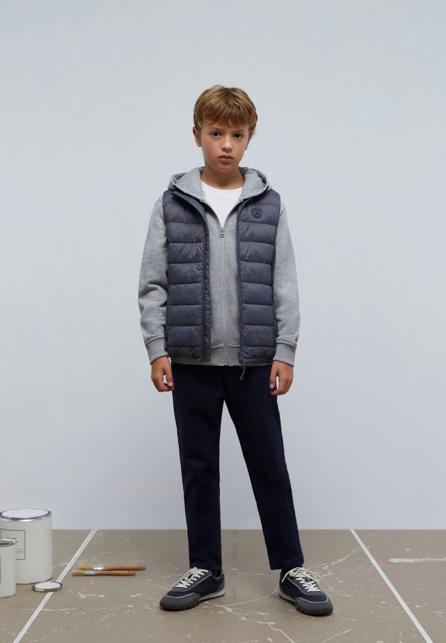 "ScalpersCompany Kids Grey Quilted Jacket with Skull Design"