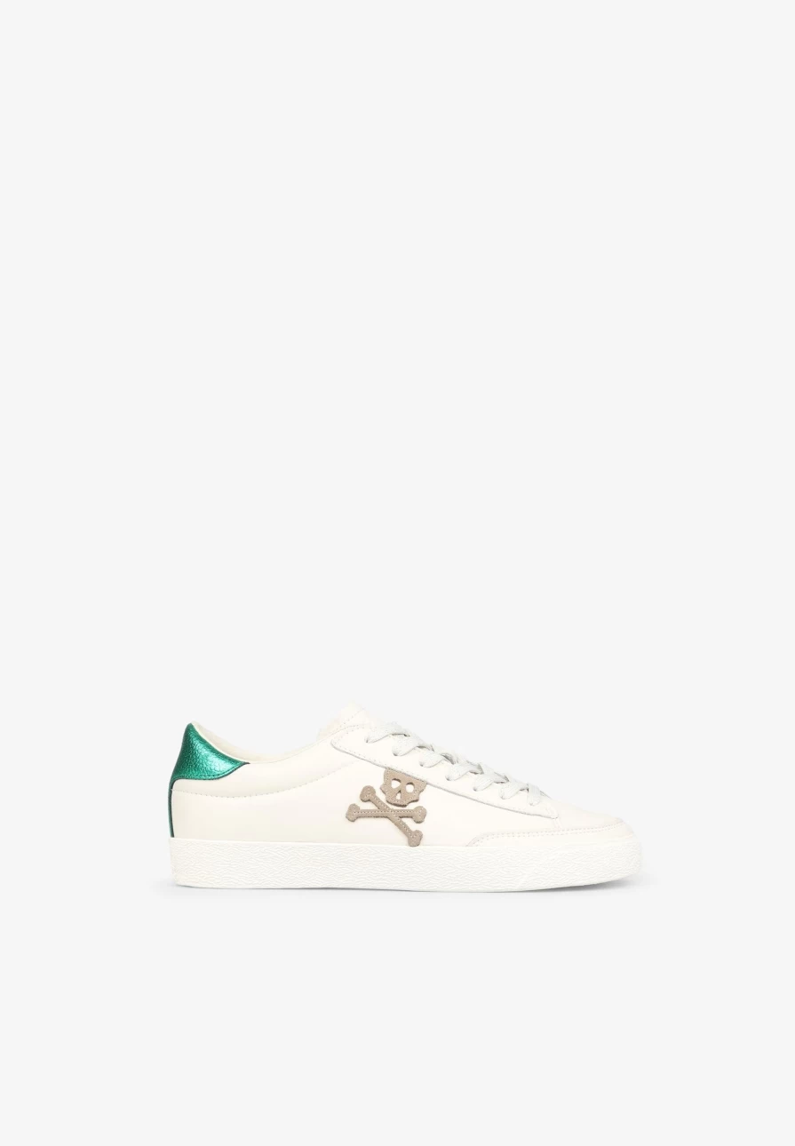 "ScalpersCompany Women's Low Top Sneakers with Metallic Accents - Stylish Casual Shoes"