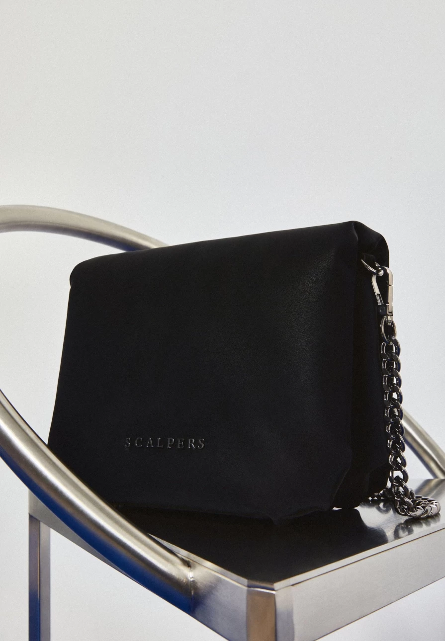 "ScalpersCompany Women's Stylish Bag With Chain Handle - Fashionable Crossbody & Shoulder Bag"